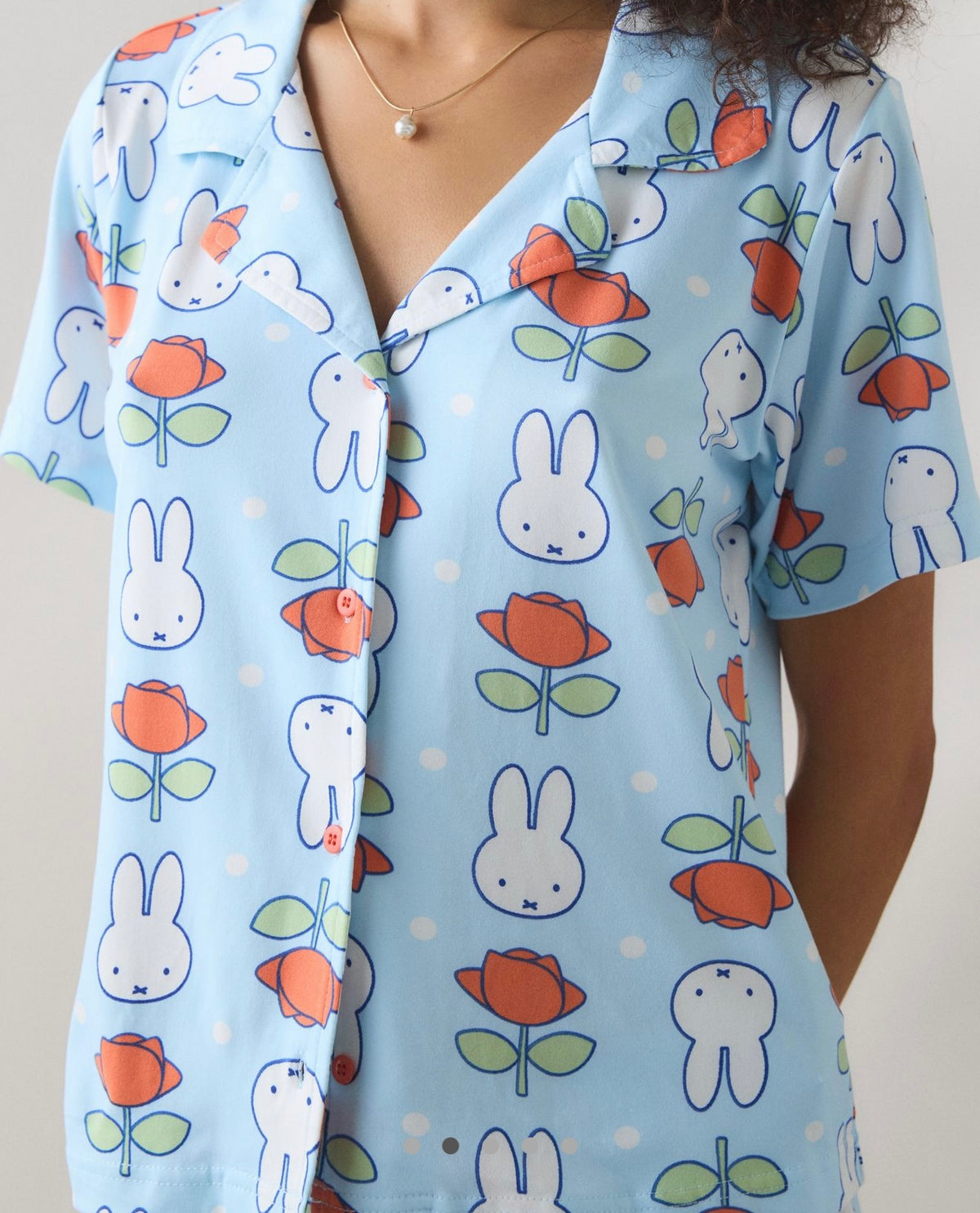 Pijama de Miffy diseño tulipanes