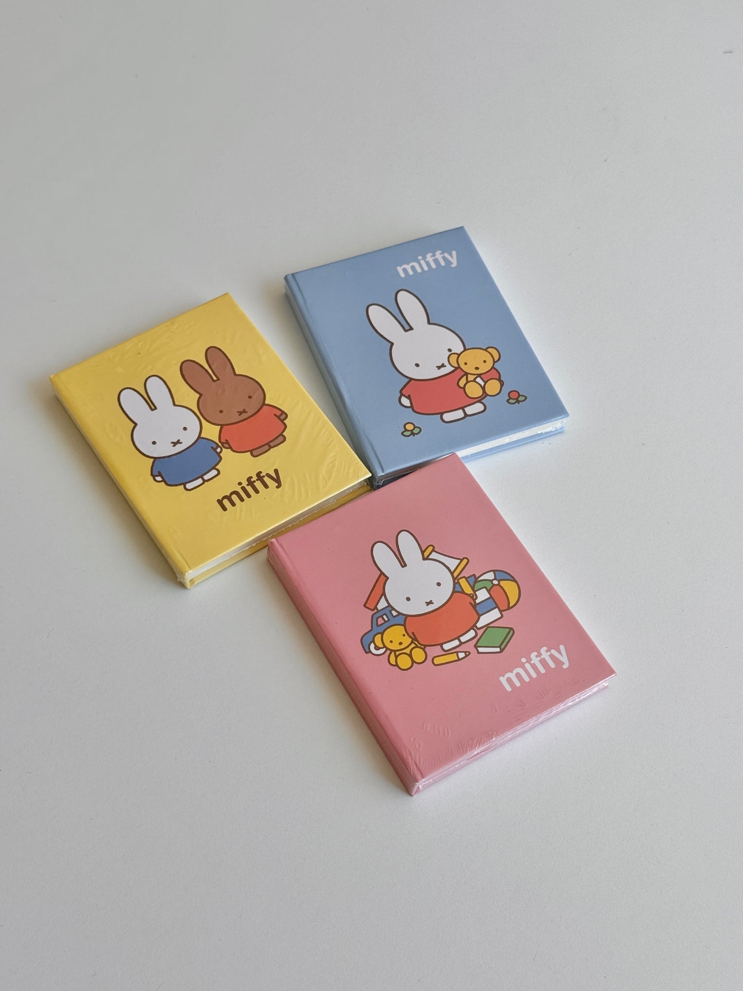 Mini libretas de miffy