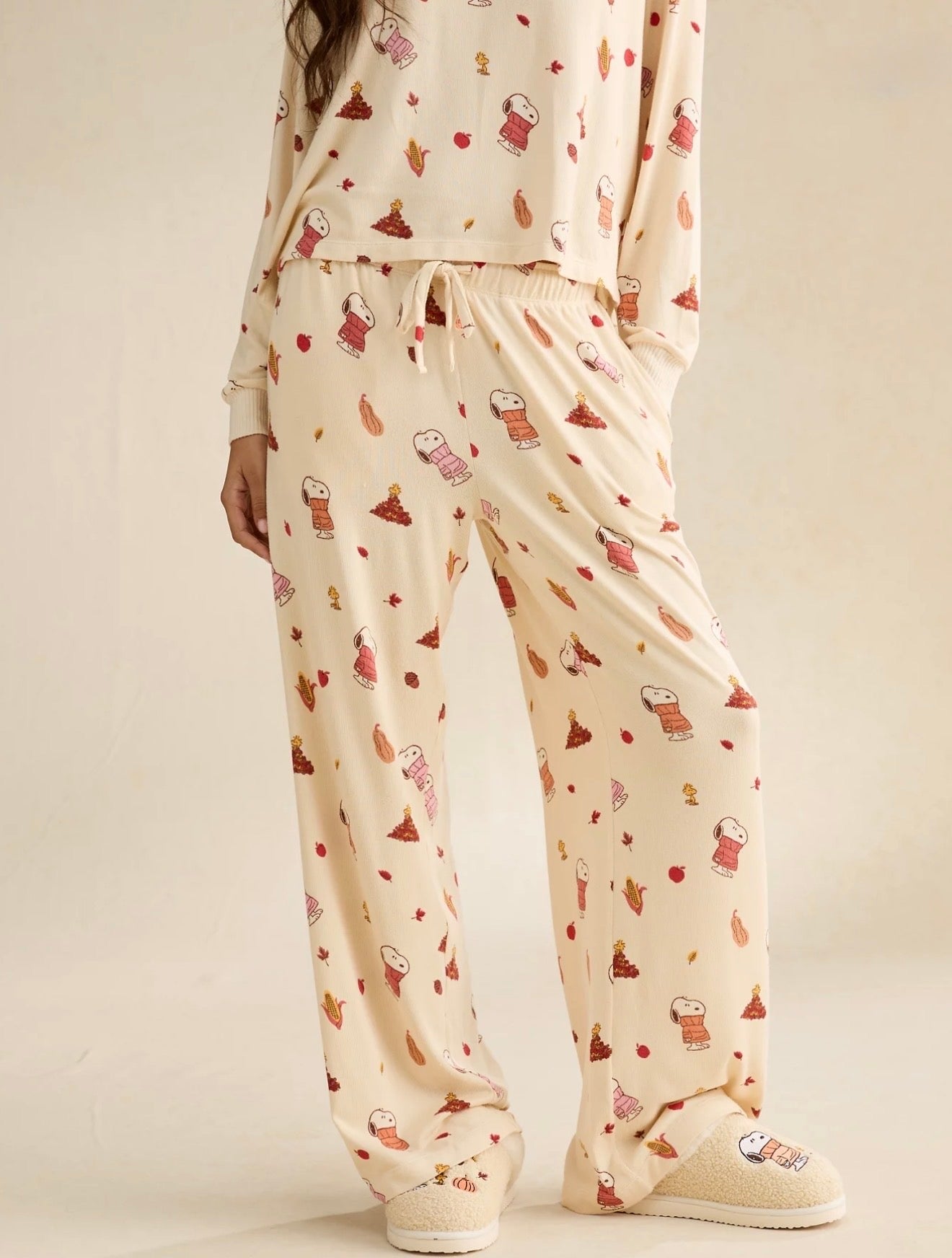Pijama Snoopy con suéter otoño 🍁 (se envía en 2 semanas a partir de tu compra)