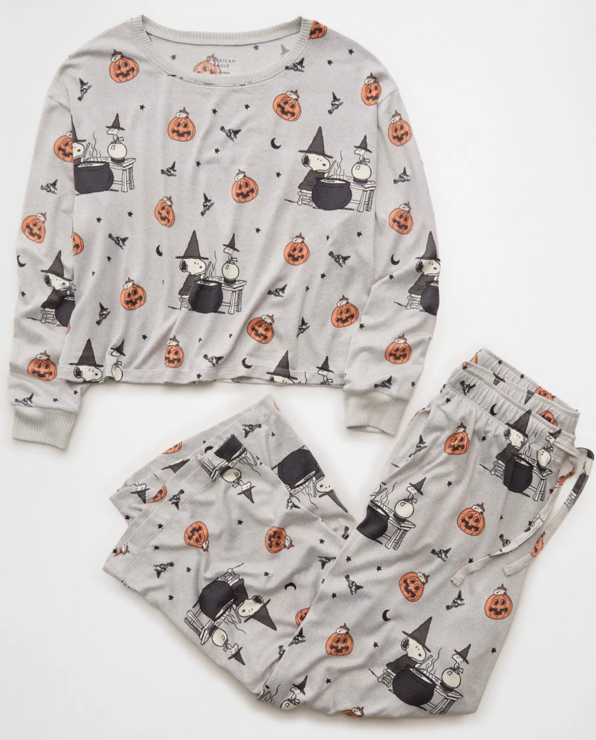 Pijama Snoopy Halloween 🪄 (se envía en 2 semanas a partir de tu compra)